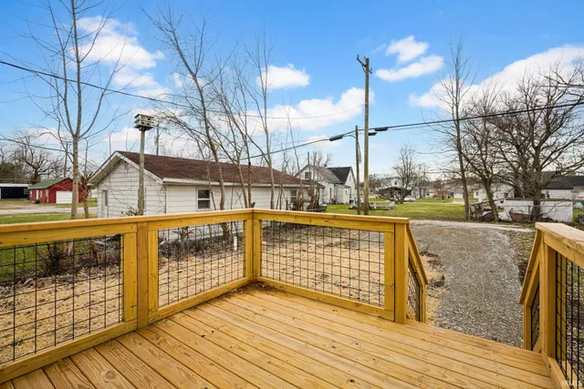 $179,900 | 610 West Frank Street, Mitchell, IN 47446