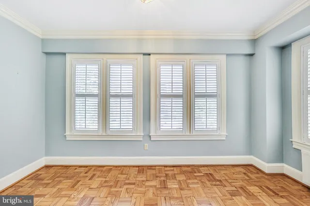 $4,200 | 3900 Cathedral Avenue Northwest, Unit 304A, Washington, DC 20016