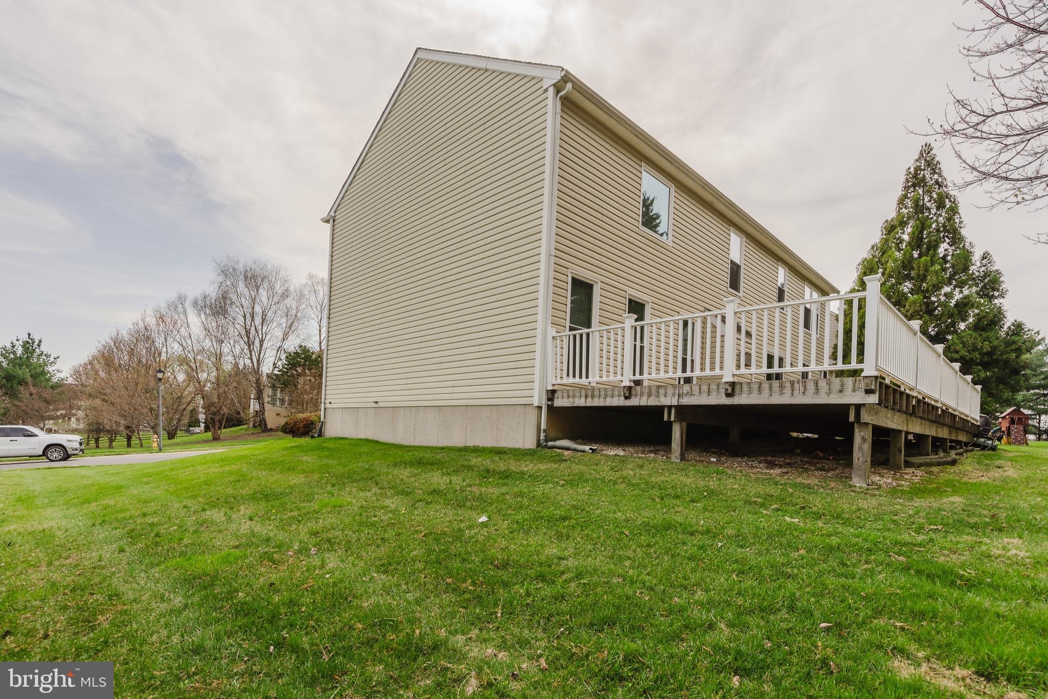 33 Hummingbird Lane Newark, DE 19711 - Photo 58 of 61 a view of house with yard and green space
