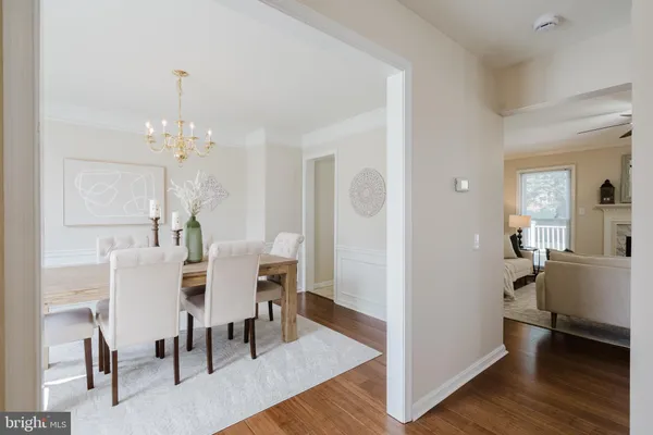 $695,000 | 33 Hummingbird Lane, Newark, DE 19711