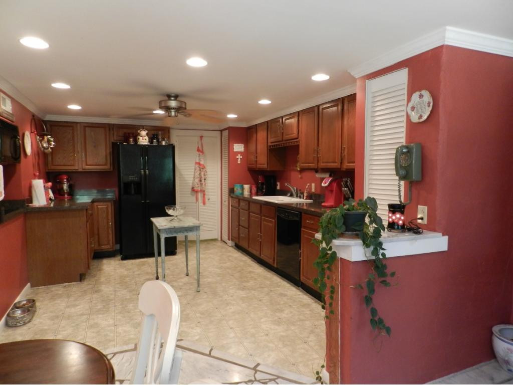 835 Lebanon Road Kingsport, TN 37663 - Photo 14 of 23 Photo 14
