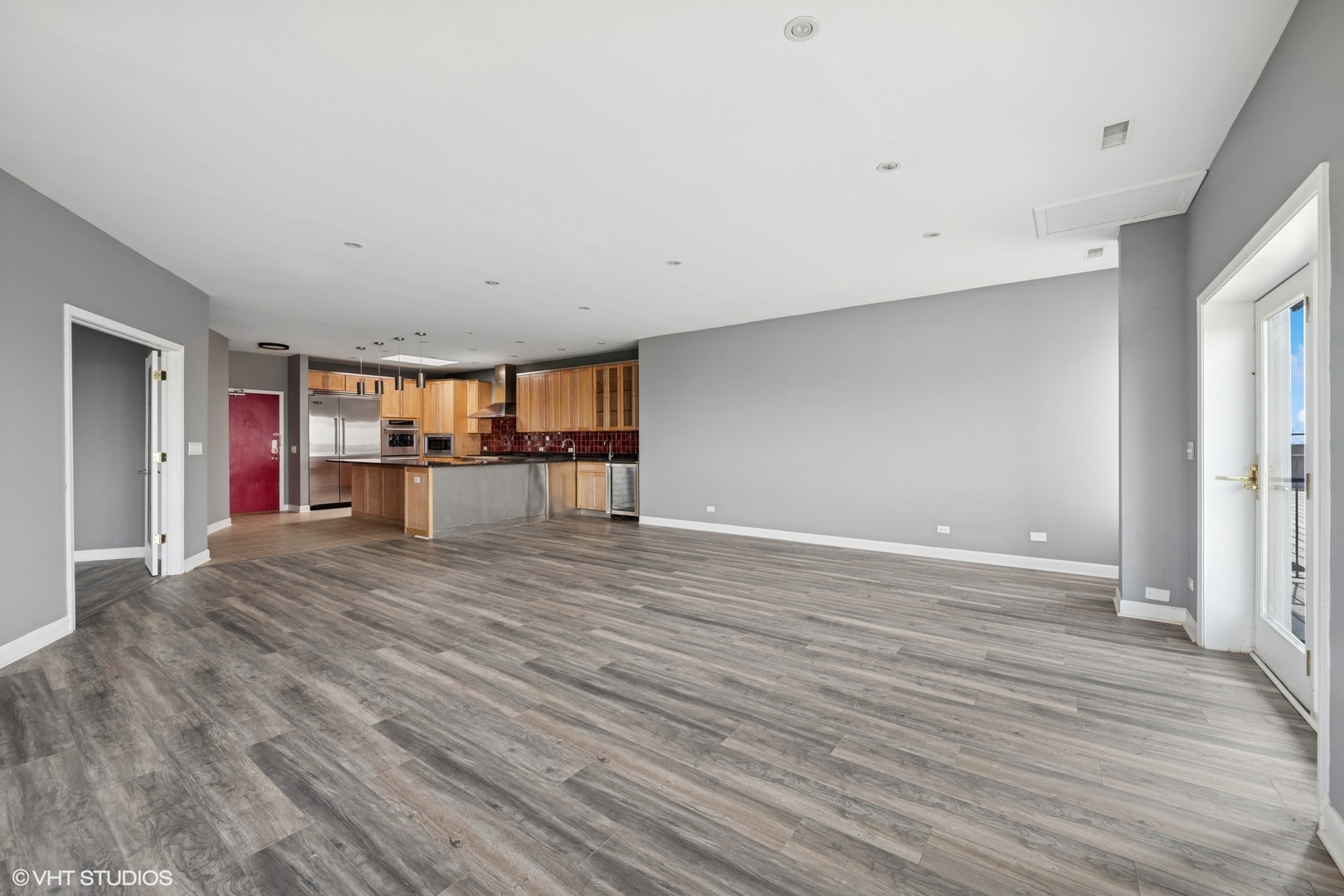 1 Renaissance Place, Unit 3PH Palatine, IL 60067 - Photo 4 of 28 a view of a room with wooden floor and windows