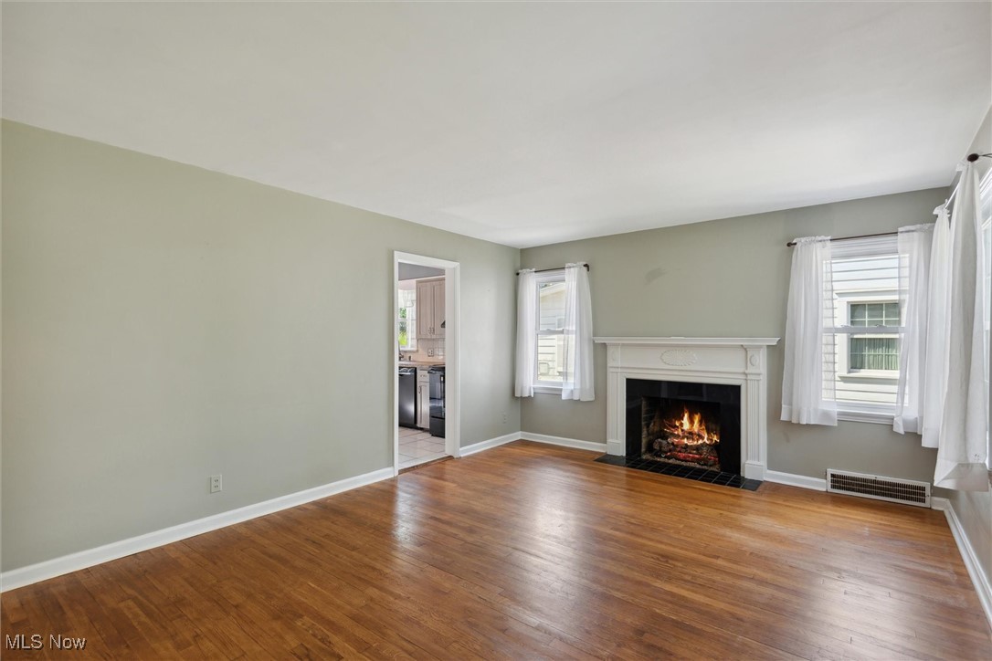 1344 Garman Road Akron, OH 44313 - Photo 4 of 21 Gallery Image 4