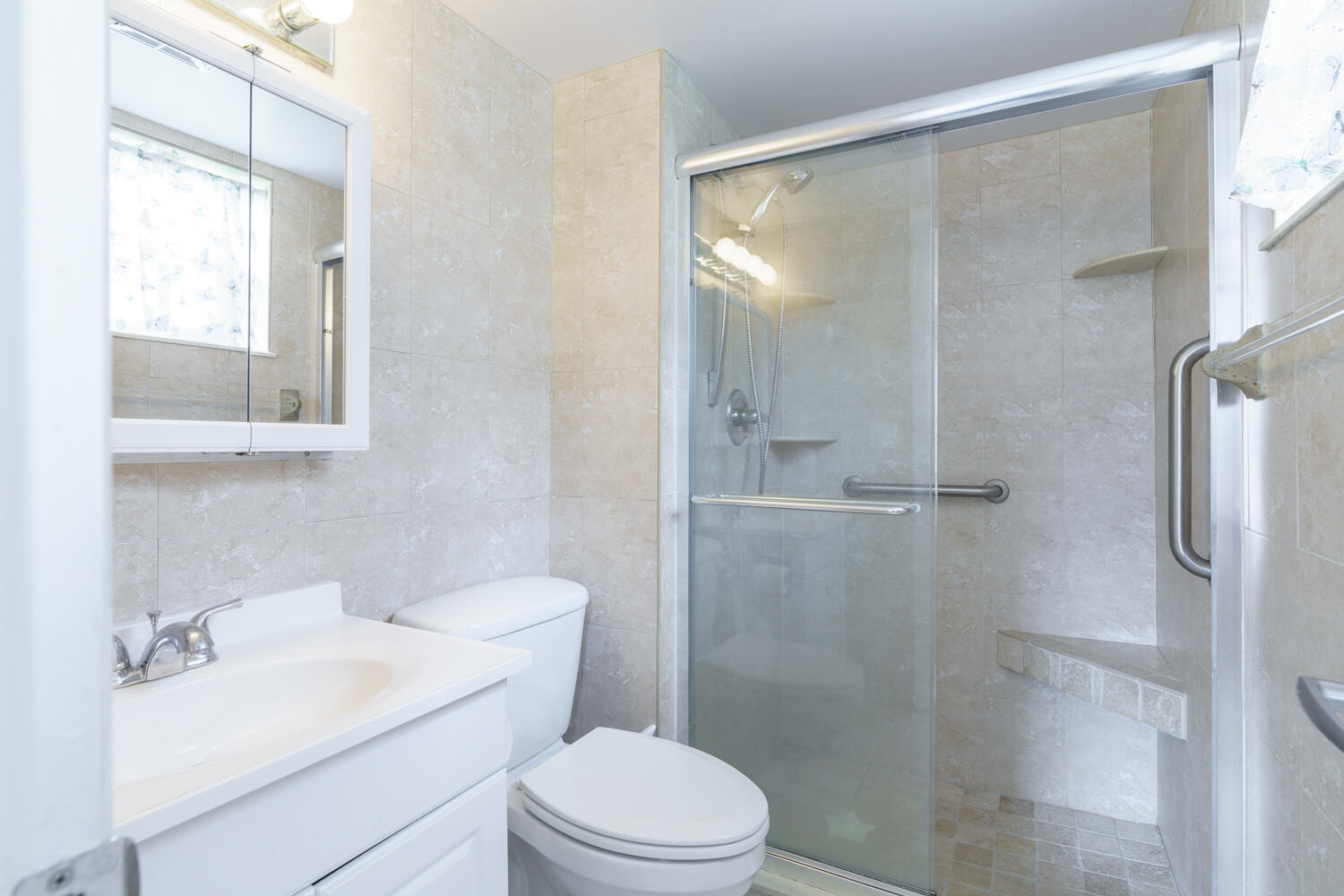 1953 Southwest Palm City Road, Unit 27A Stuart, FL 34994 - Photo 15 of 21 Master Bathroom
