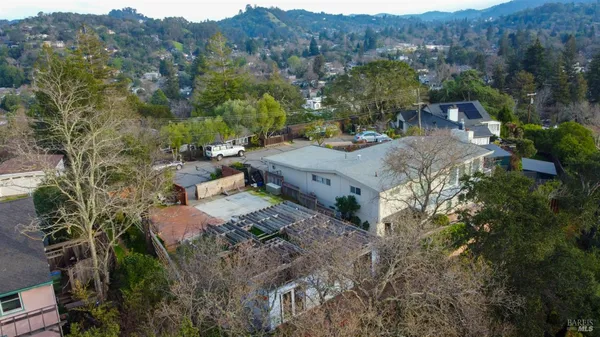 $800,000 | 50 Hillcrest Court, San Anselmo, CA 94960