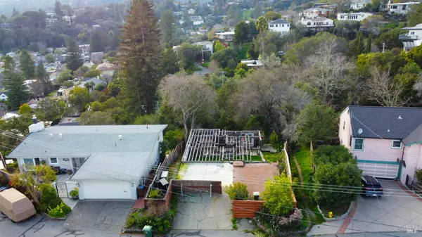 $800,000 | 50 Hillcrest Court, San Anselmo, CA 94960