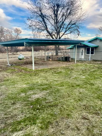 a view of a house with a swimming pool