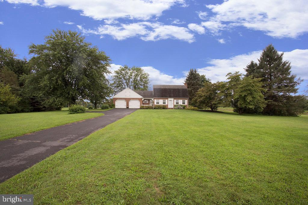285 Schottie Road Littlestown, PA 17340 - Photo 2 of 20 Gallery Image 2