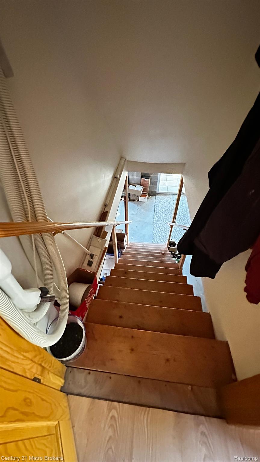 6398 County Road 412 Newberry, MI 49868 - Photo 77 of 81 Top of second floor stairs to dining room