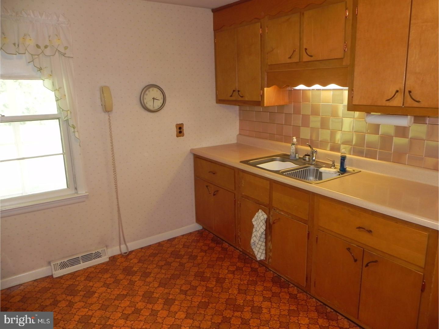 10 Old Willows Road Coatesville, PA 19320 - Photo 5 of 18 Gallery Image 5