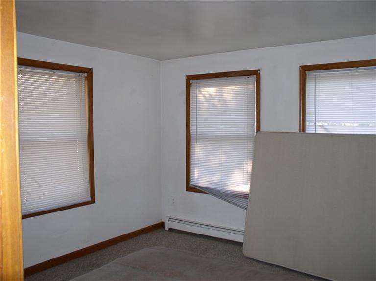 20 Jackbon Road Mashpee, MA 02649 - Photo 12 of 26 an empty room with windows