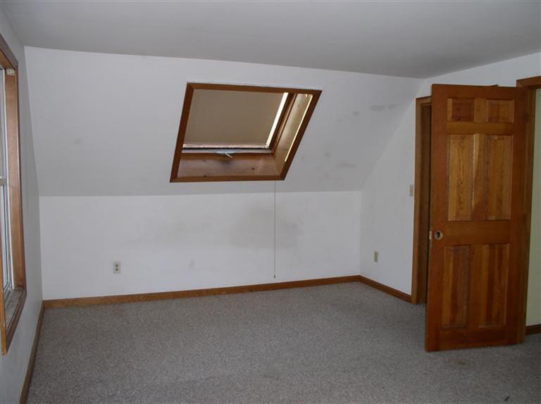 20 Jackbon Road Mashpee, MA 02649 - Photo 20 of 26 a view of a small space