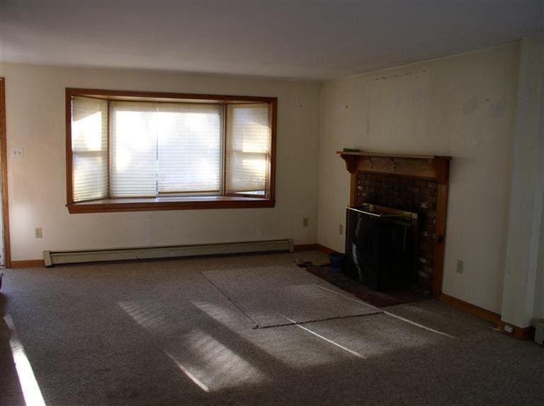 20 Jackbon Road Mashpee, MA 02649 - Photo 5 of 26 an empty room with a empty space and a window