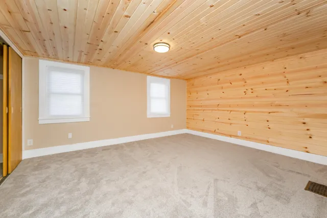 $350,000 | 54516 Silver Street, Mendon, MI 49072