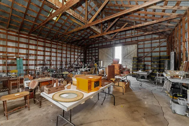 $350,000 | 54516 Silver Street, Mendon, MI 49072