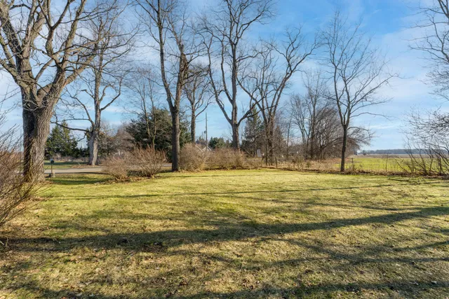 $350,000 | 54516 Silver Street, Mendon, MI 49072