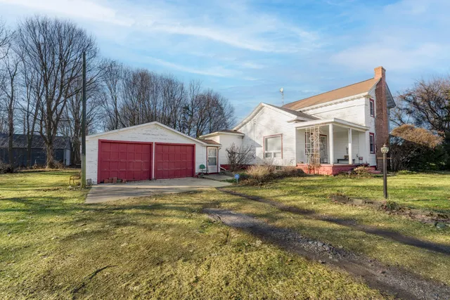 $350,000 | 54516 Silver Street, Mendon, MI 49072