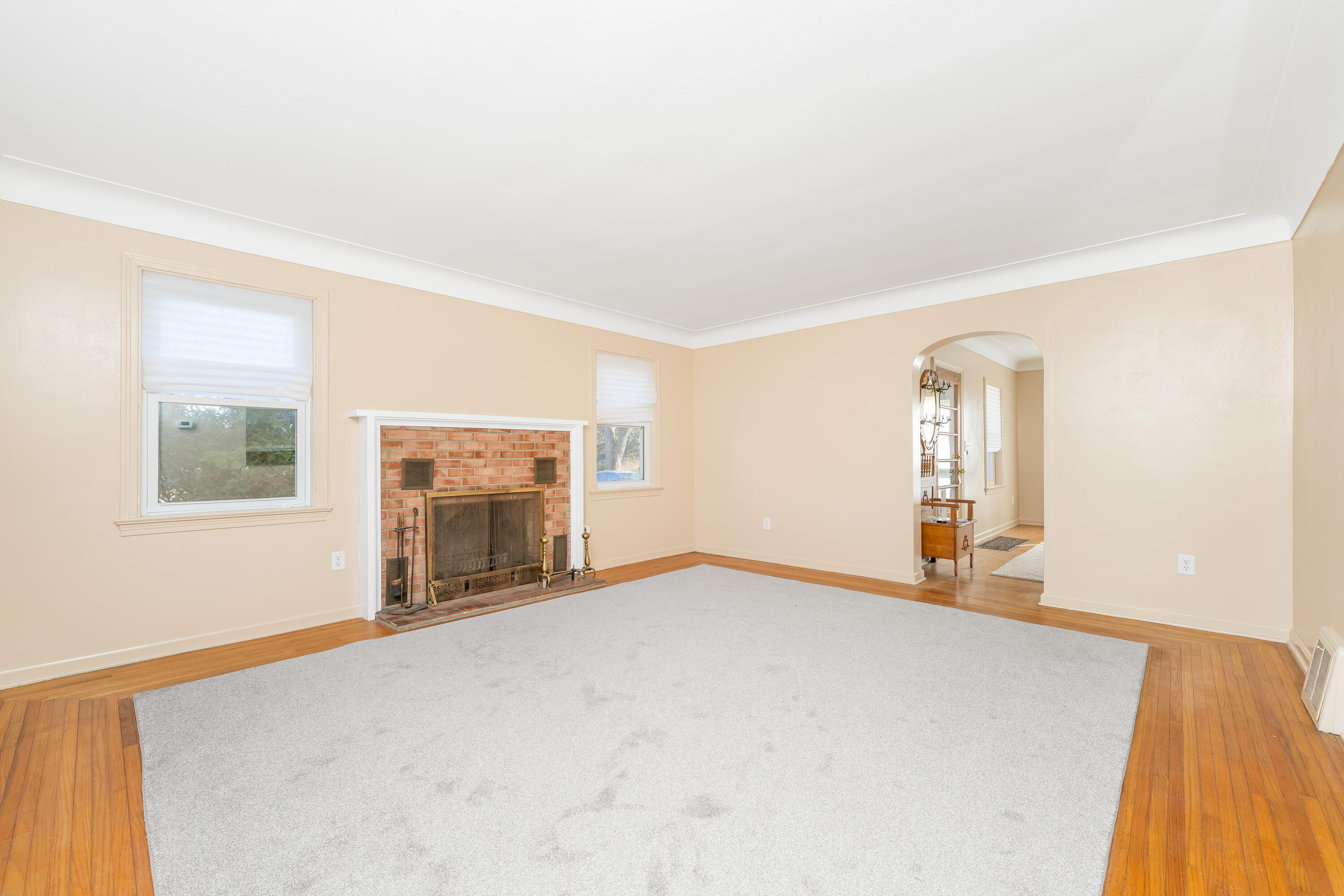 54516 Silver Street Mendon, MI 49072 - Photo 4 of 37 DSC02413(1)