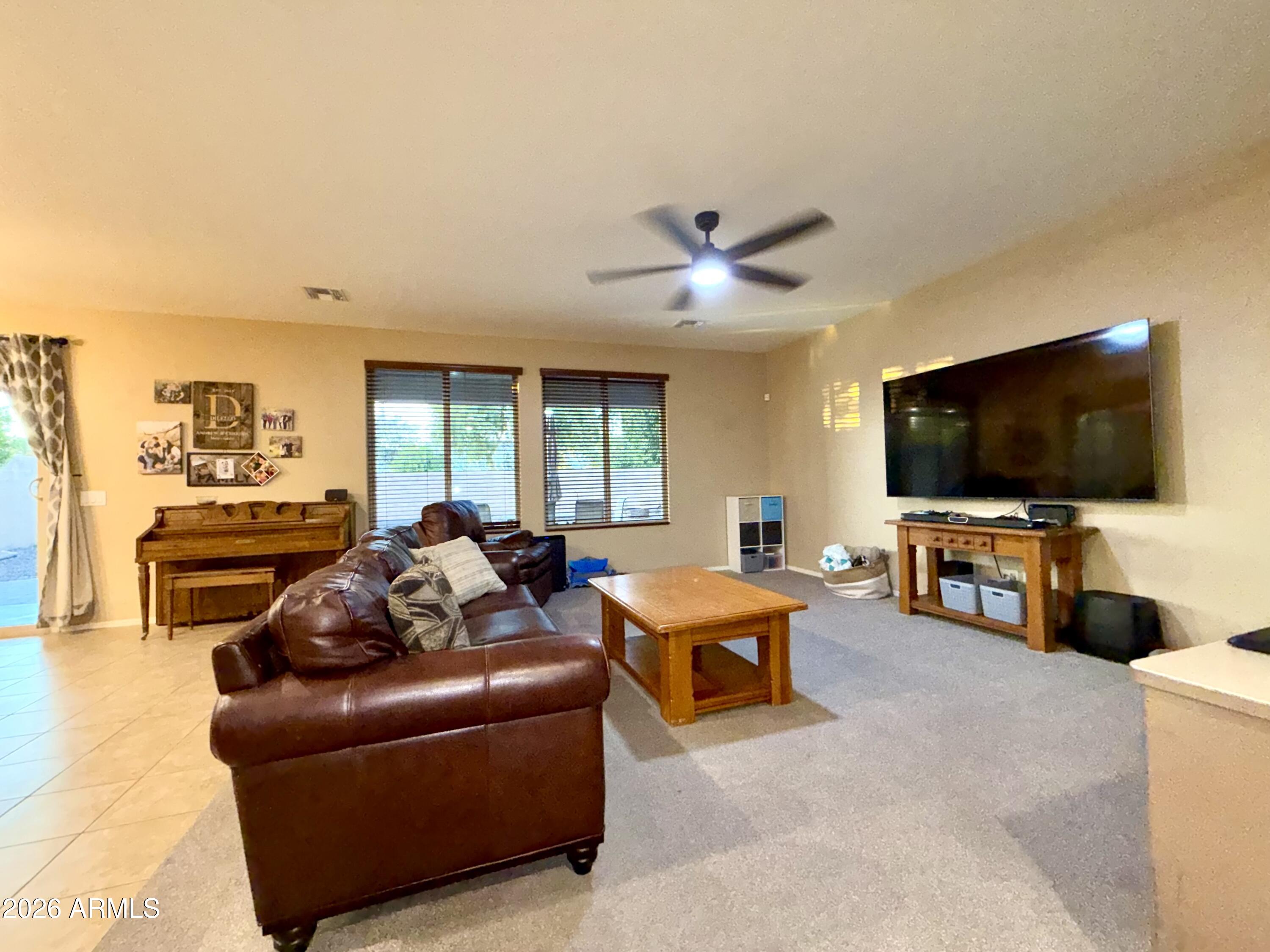 3230 East Rochelle Street Mesa, AZ 85213 - Photo 9 of 27 Family room