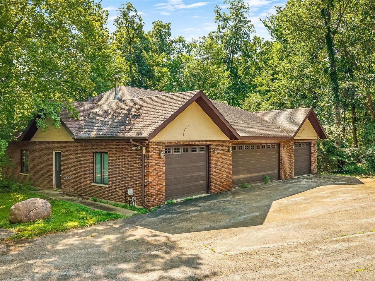 2856 West Forest Road Freeport, IL 61032 - Photo 39 of 52 Gallery Image 39