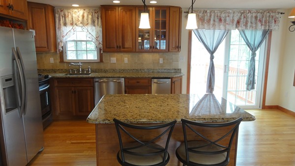 33 Chatham Road Billerica, MA 01821 - Photo 7 of 29