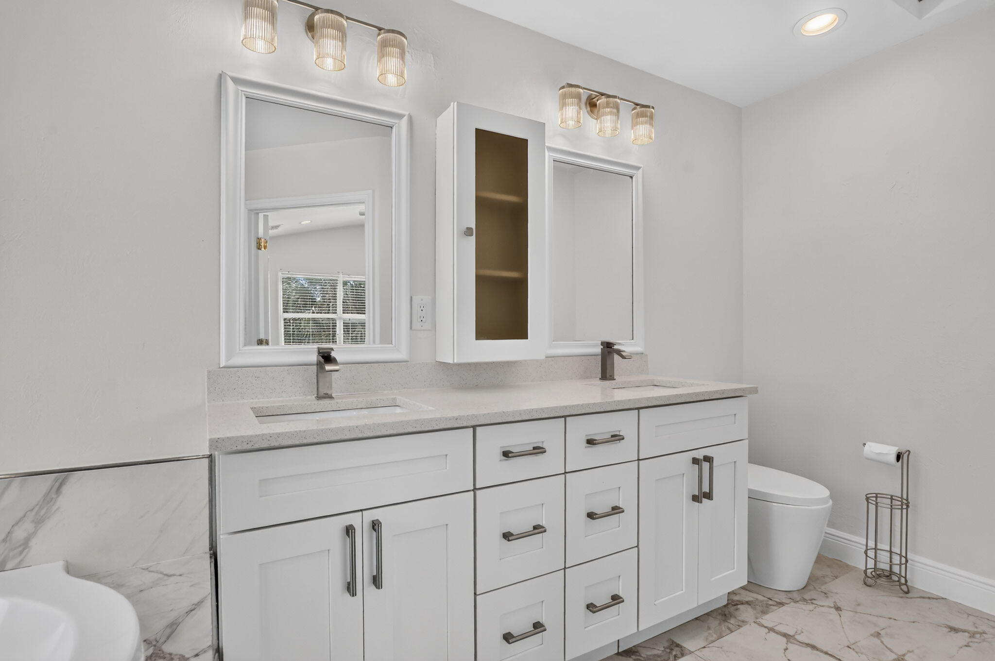 23338 La Vida Way Boca Raton, FL 33433 - Photo 25 of 52 Primary Bathroom