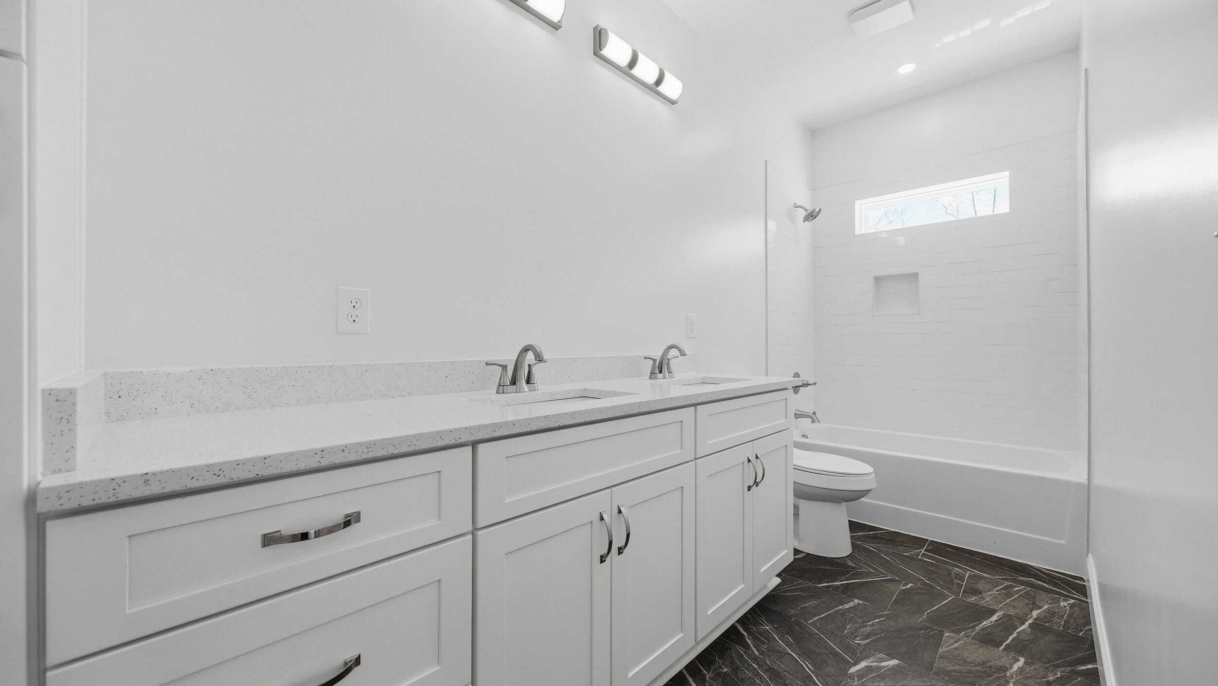 930 Lullwater Road Red Bank, TN 37405 - Photo 42 of 54 930 lullwater rd-36