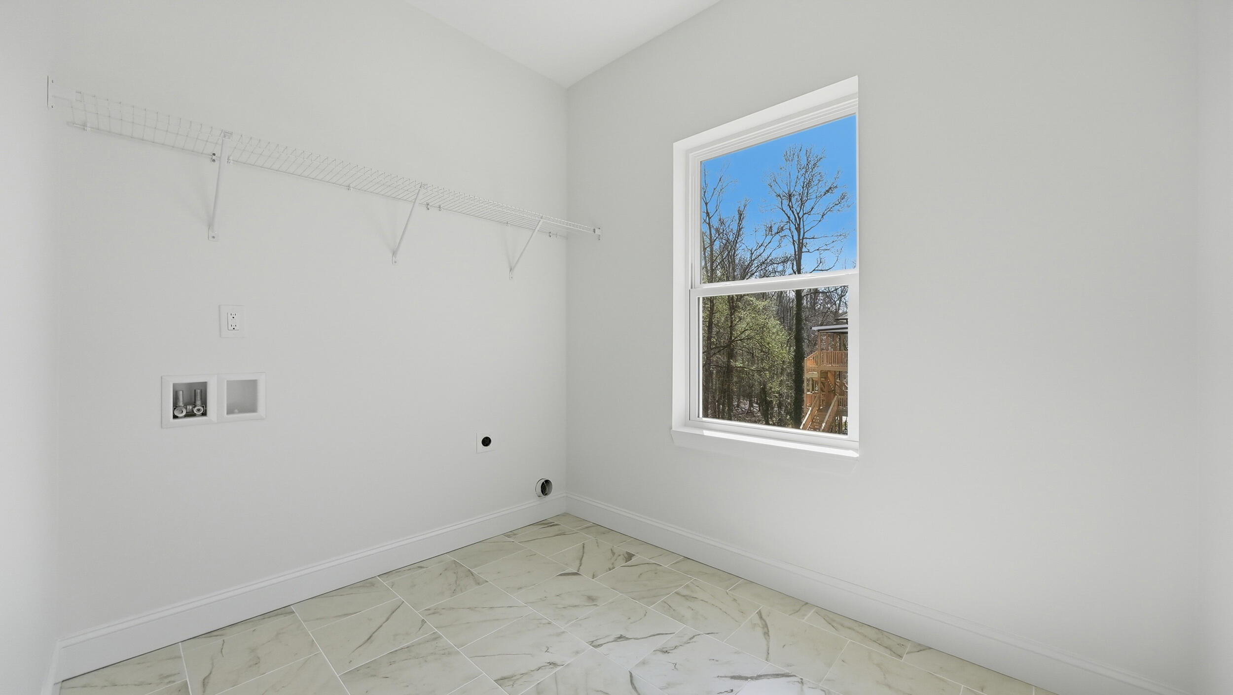 930 Lullwater Road Red Bank, TN 37405 - Photo 45 of 54 930 lullwater rd-44