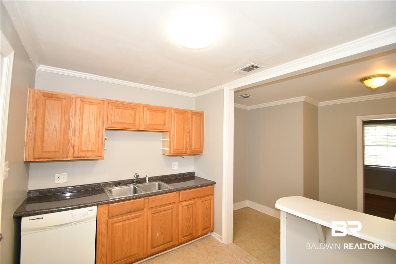 268 Border Drive West Mobile, AL 36608 - Photo 9 of 17