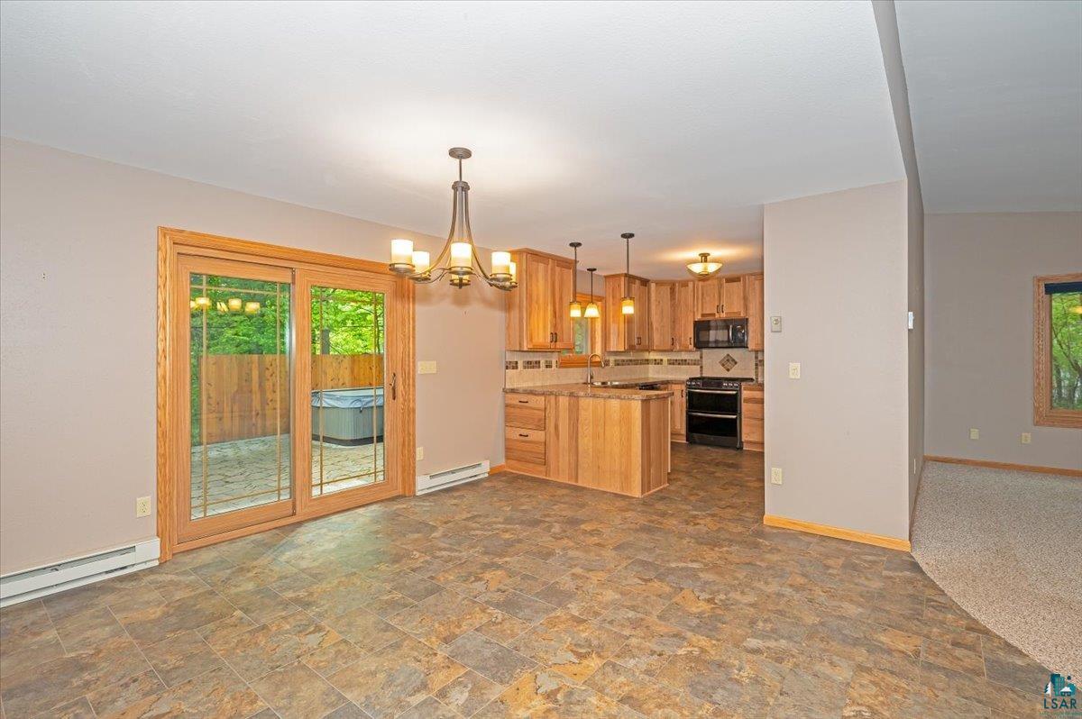 420 Hartley Lane Duluth, MN 55803 - Photo 7 of 29