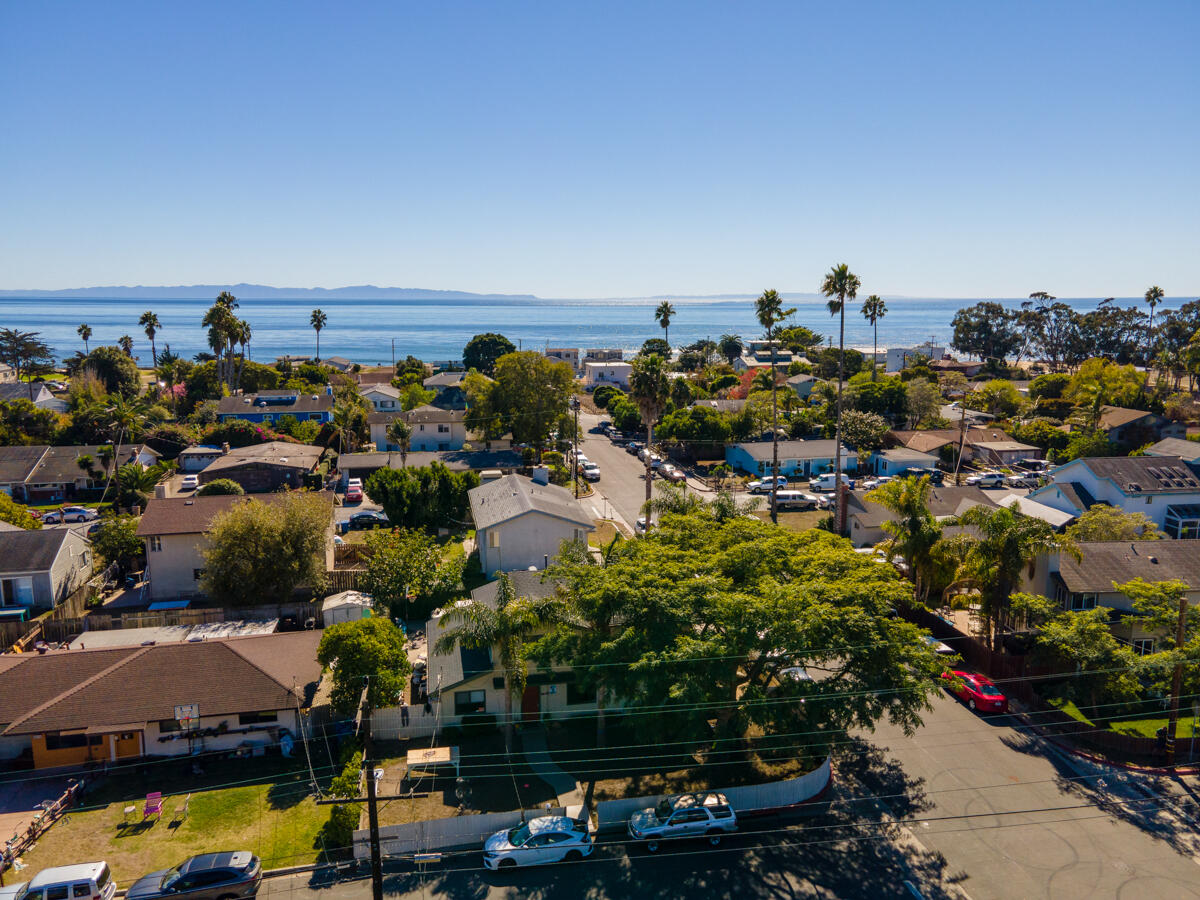 6845 Pasado Road Goleta, CA 93117 - Photo 13 of 16 a view of a lake