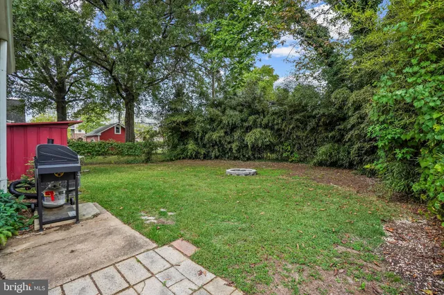 a view of an outdoor space and a yard