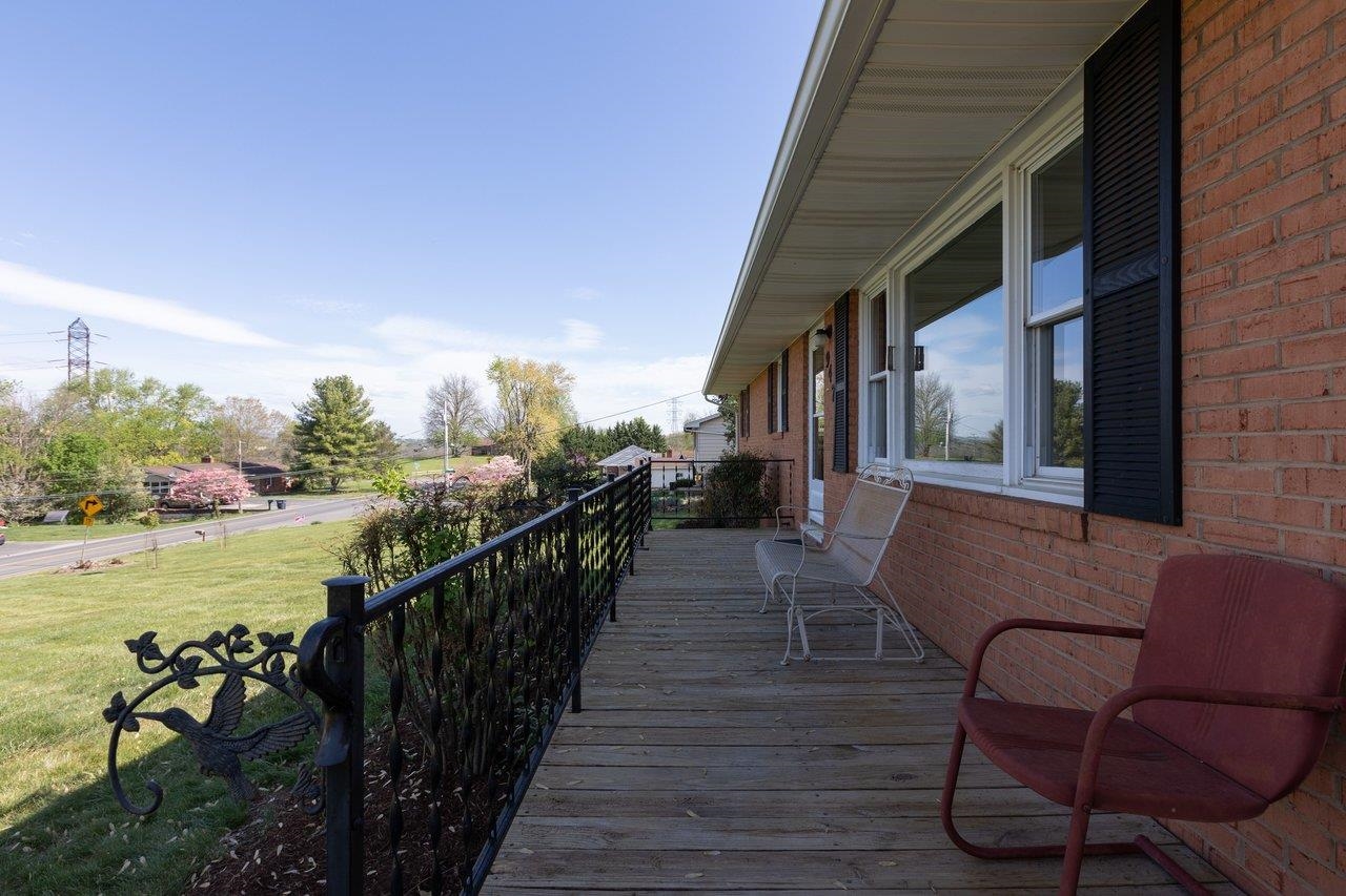 947 Greendale Road Harrisonburg, VA 22801 - Photo 35 of 54