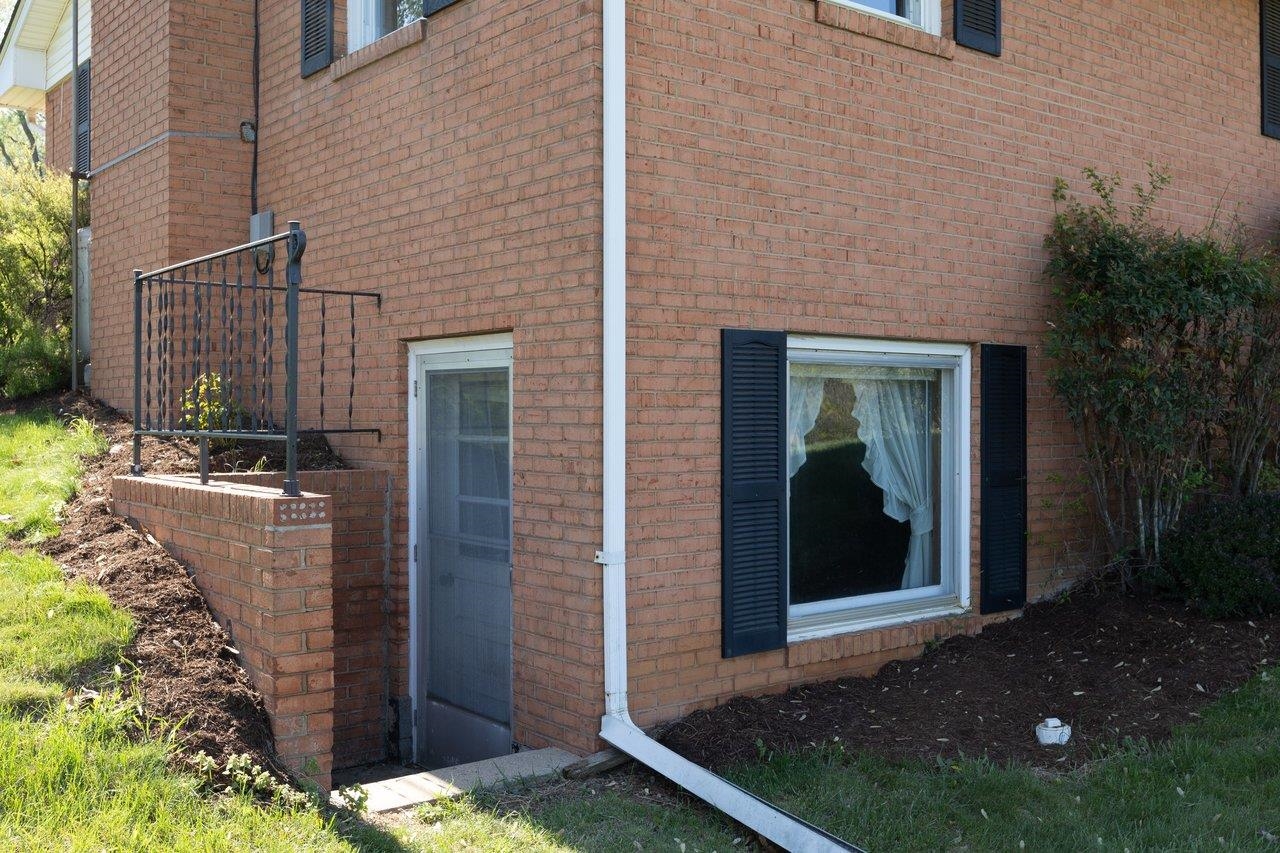 947 Greendale Road Harrisonburg, VA 22801 - Photo 40 of 54