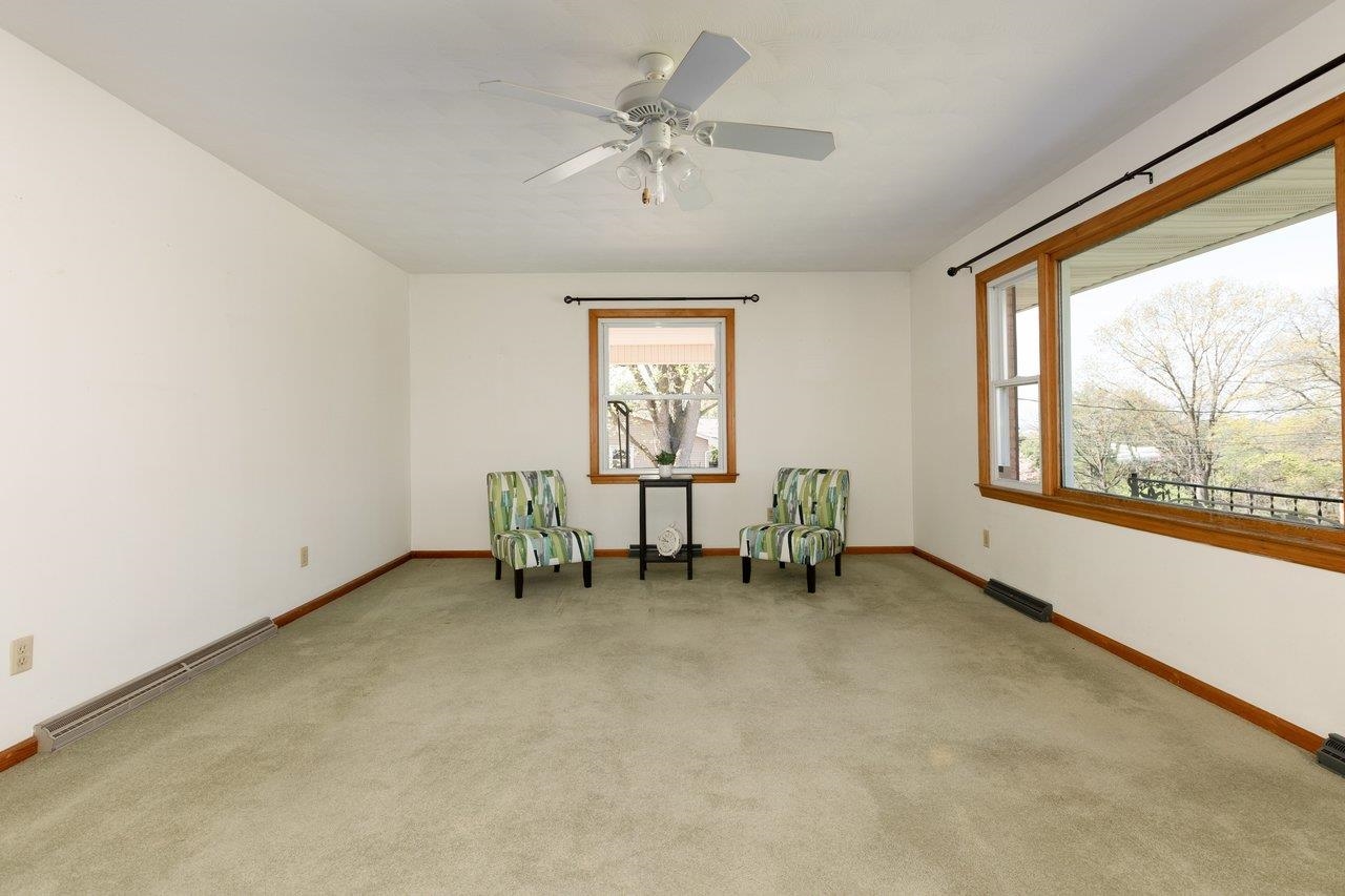 947 Greendale Road Harrisonburg, VA 22801 - Photo 4 of 54