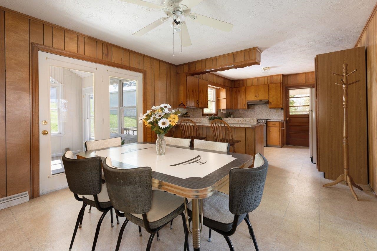 947 Greendale Road Harrisonburg, VA 22801 - Photo 8 of 54