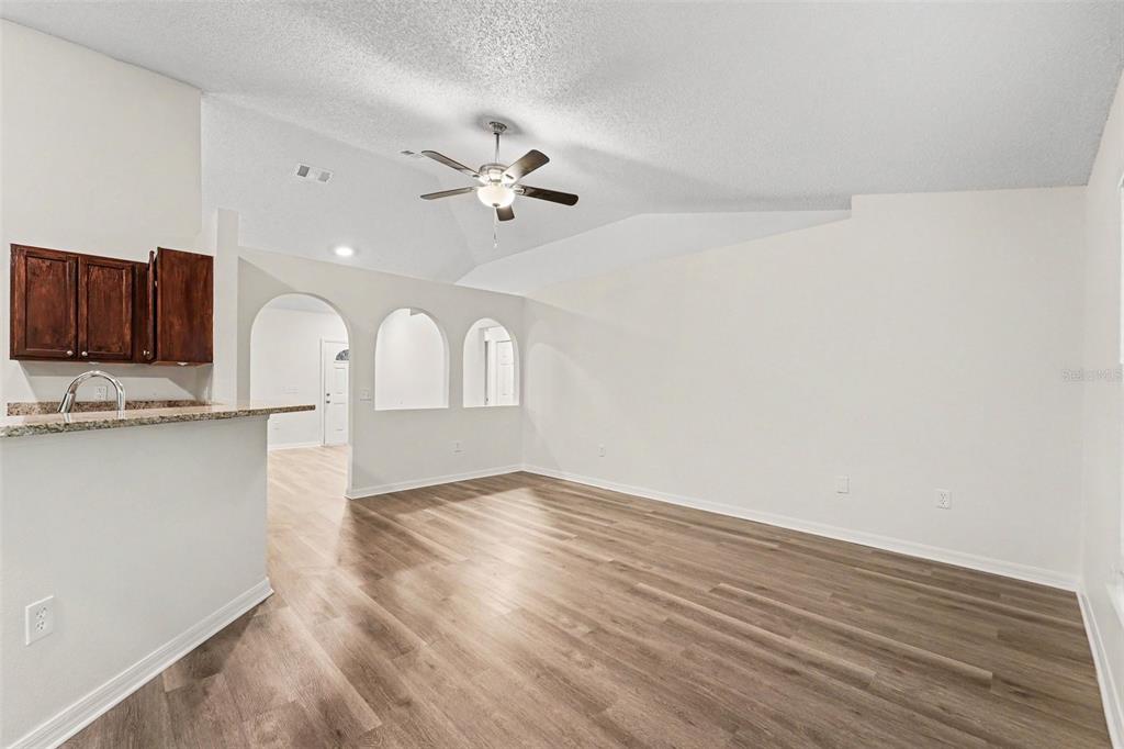1228 Welch Ridge Terrace Apopka, FL 32712 - Photo 5 of 17