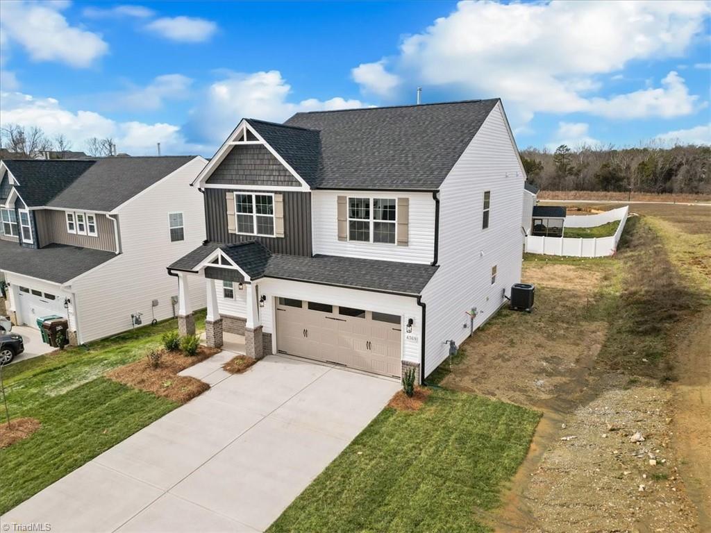 4369 Aaron Place High Point, NC 27265 - Photo 3 of 16