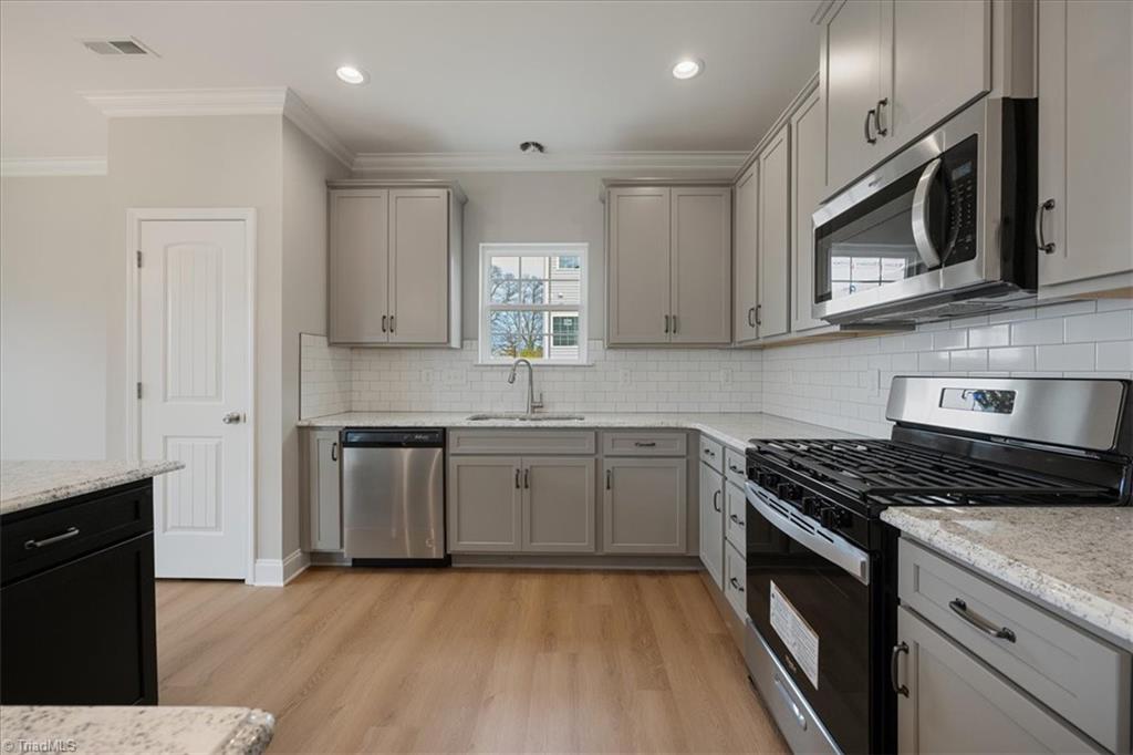 4369 Aaron Place High Point, NC 27265 - Photo 5 of 16