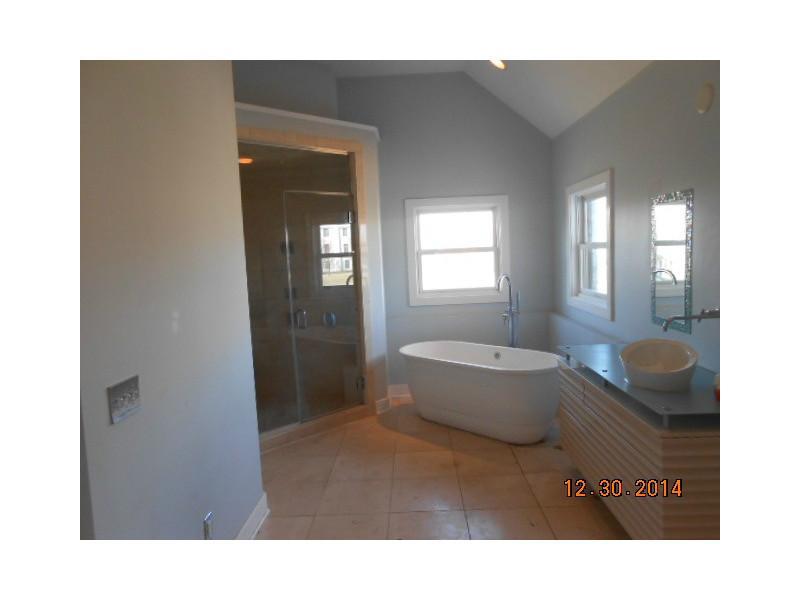 1964 Rhettsbury Street Carmel, IN 46032 - Photo 5 of 11 Gallery Image 5