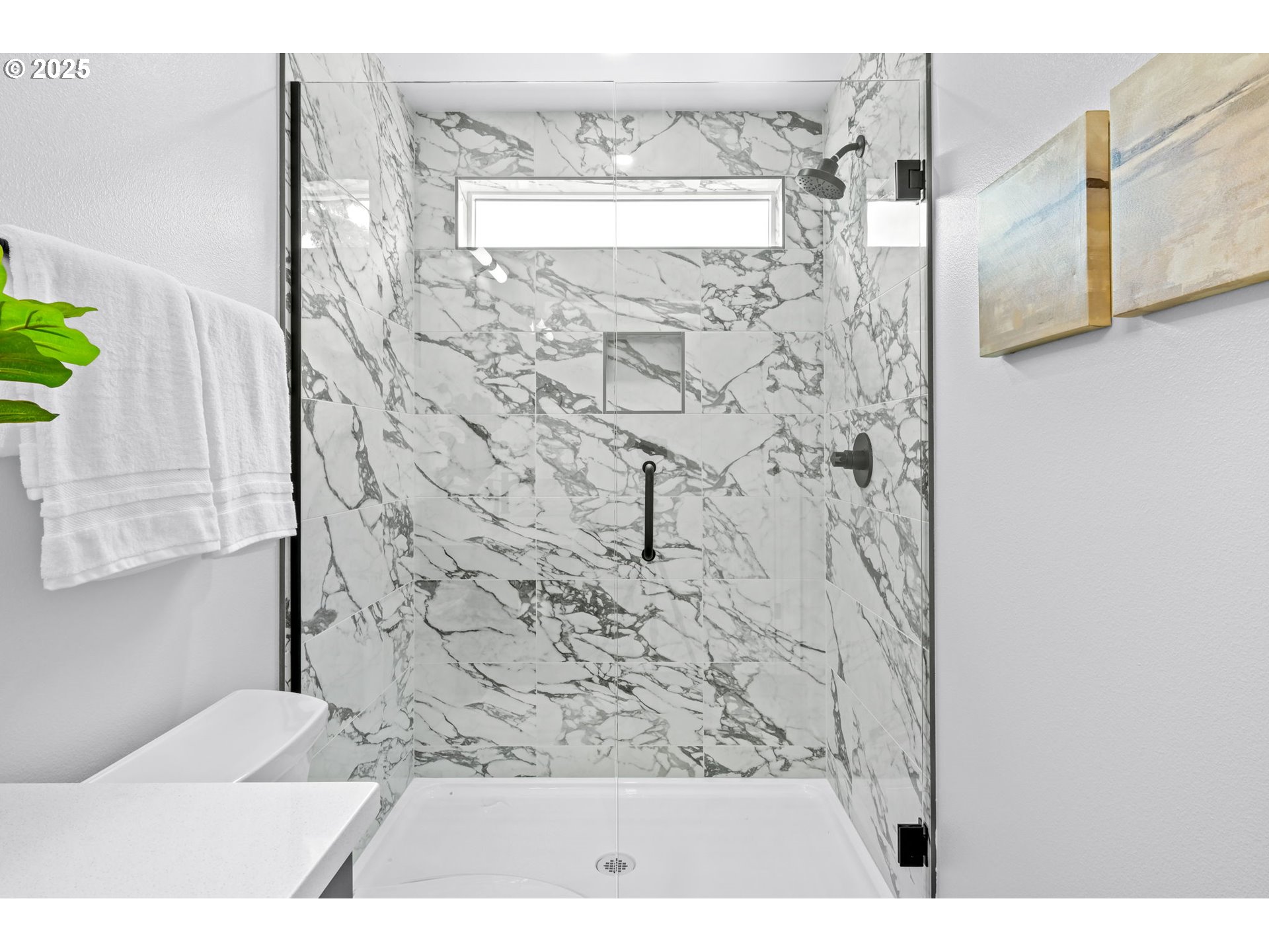 3528 Northeast 44th Avenue Portland, OR 97213 - Photo 23 of 33