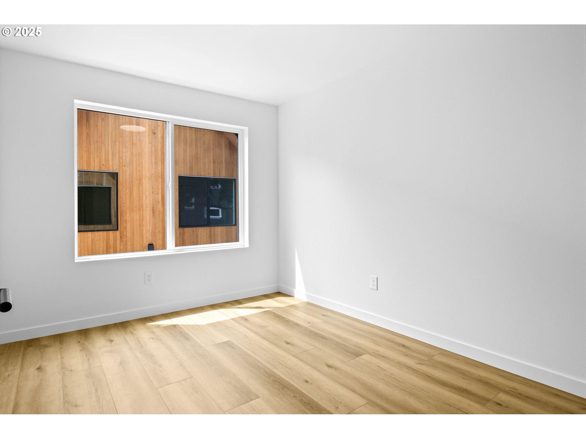 3528 Northeast 44th Avenue Portland, OR 97213 - Photo 28 of 33