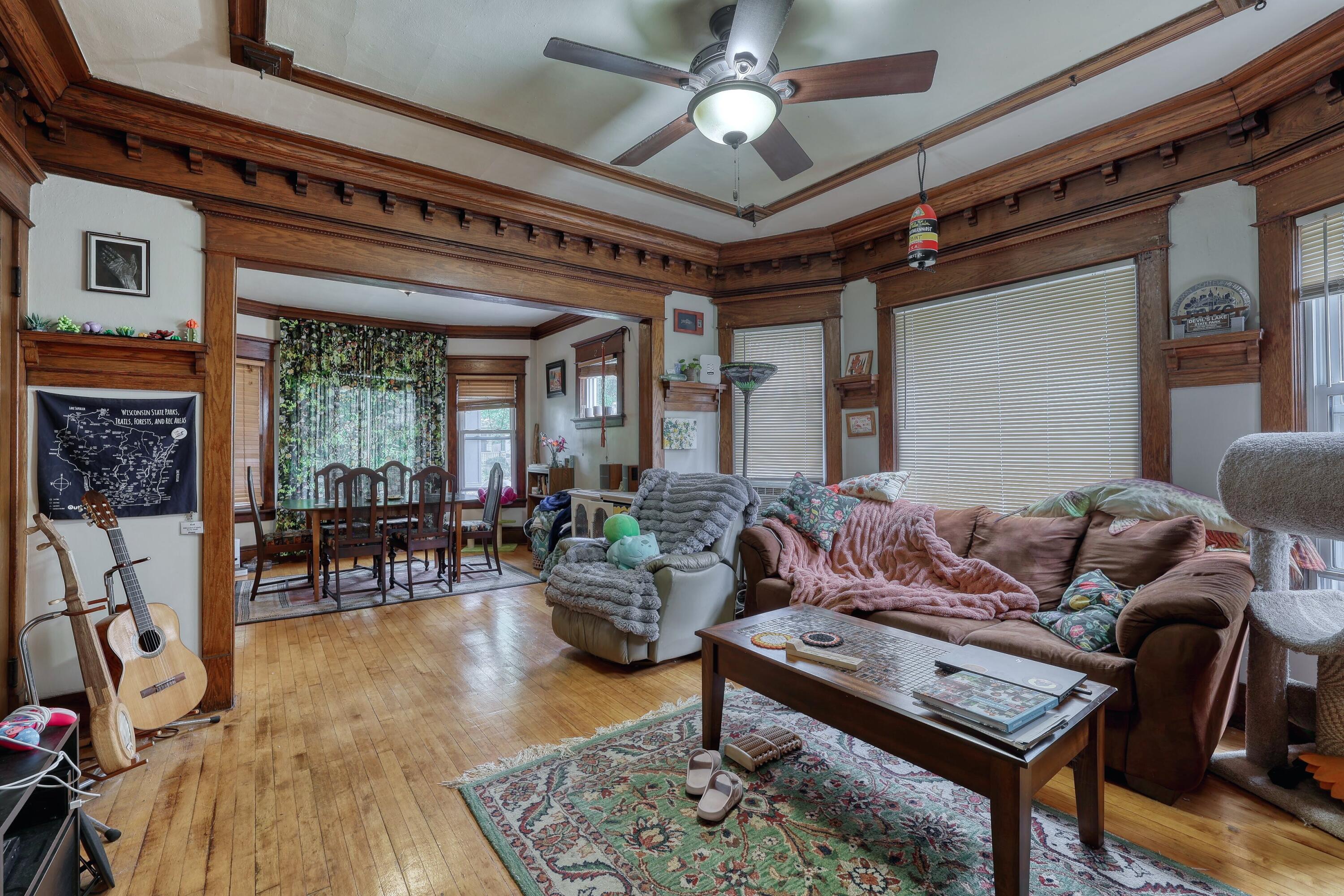 2017 North 48th Street, Unit 2019 Milwaukee, WI 53208 - Photo 5 of 36 Family Room U1
