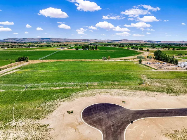 $225,900 | 26559 Lothbrook Lane, Wilder, ID 83676