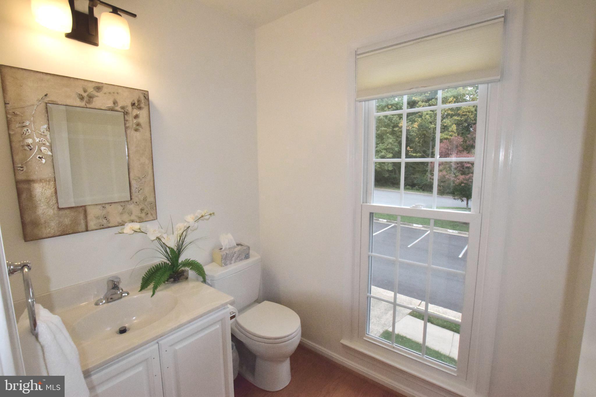 8581 Raglan Road Vienna, VA 22182 - Photo 12 of 30 Gallery Image 12