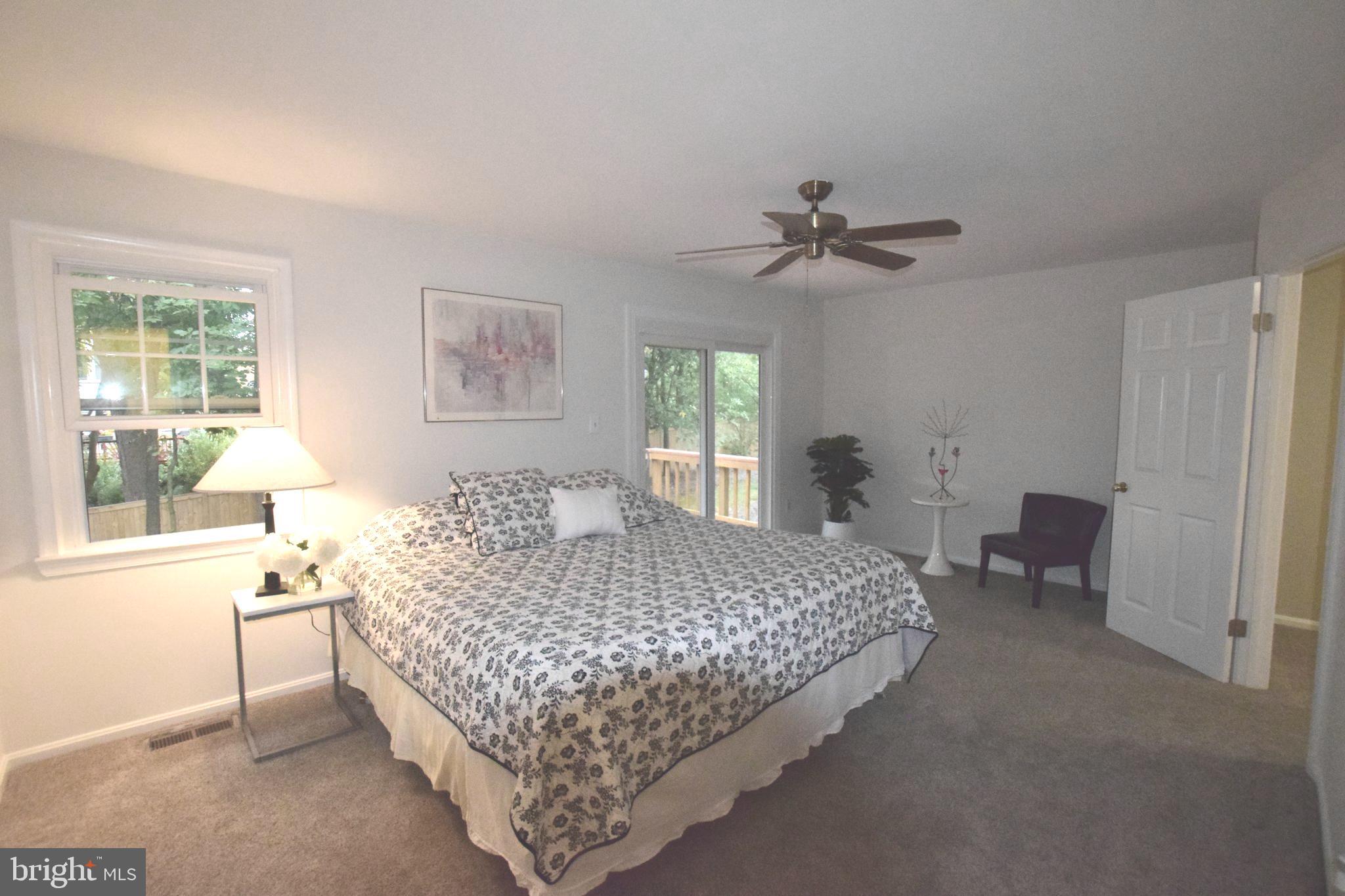 8581 Raglan Road Vienna, VA 22182 - Photo 14 of 30 Gallery Image 14