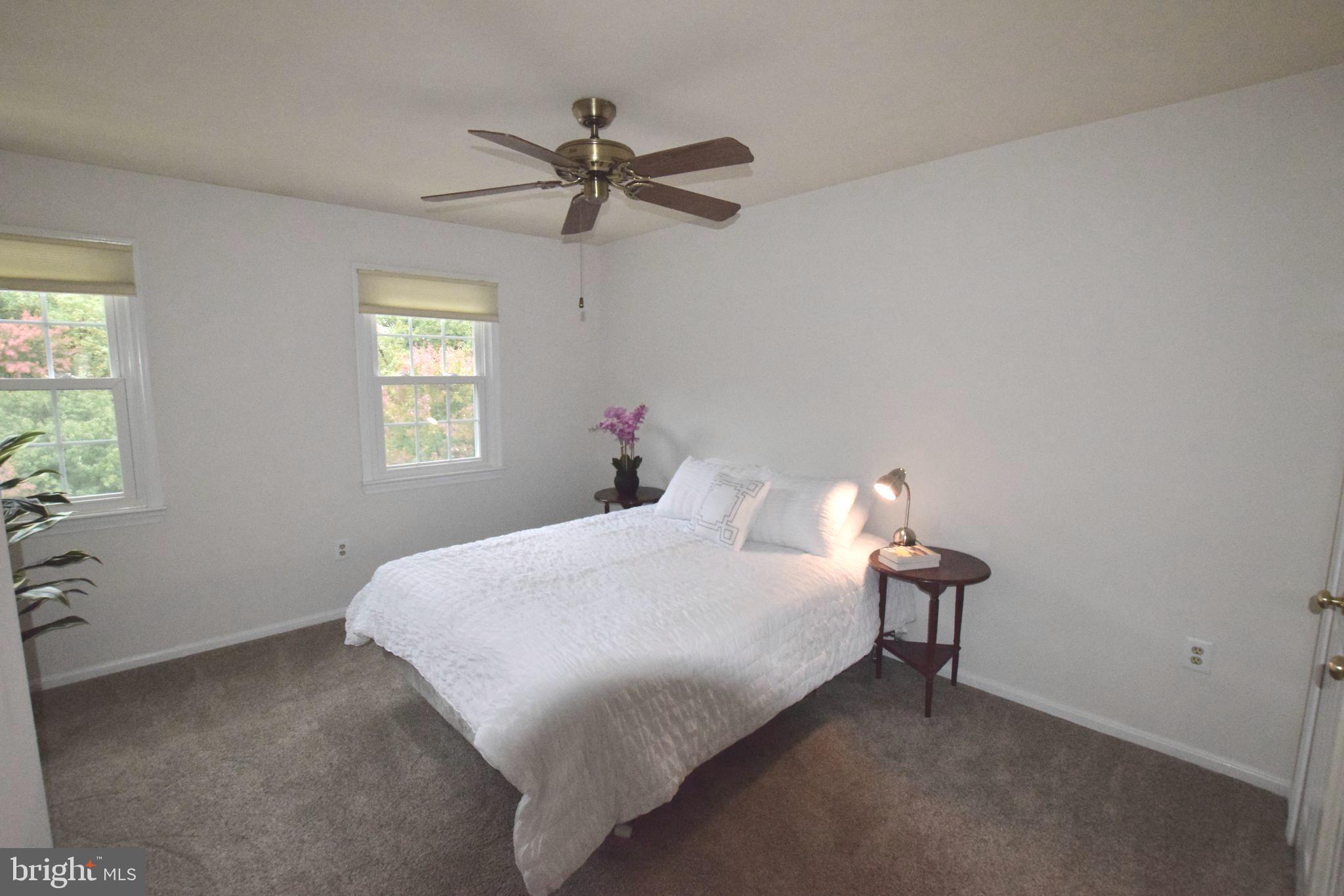 8581 Raglan Road Vienna, VA 22182 - Photo 19 of 30 Gallery Image 19