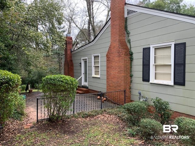 200 Pineleaf Lane Greenville, AL 36037 - Photo 3 of 20