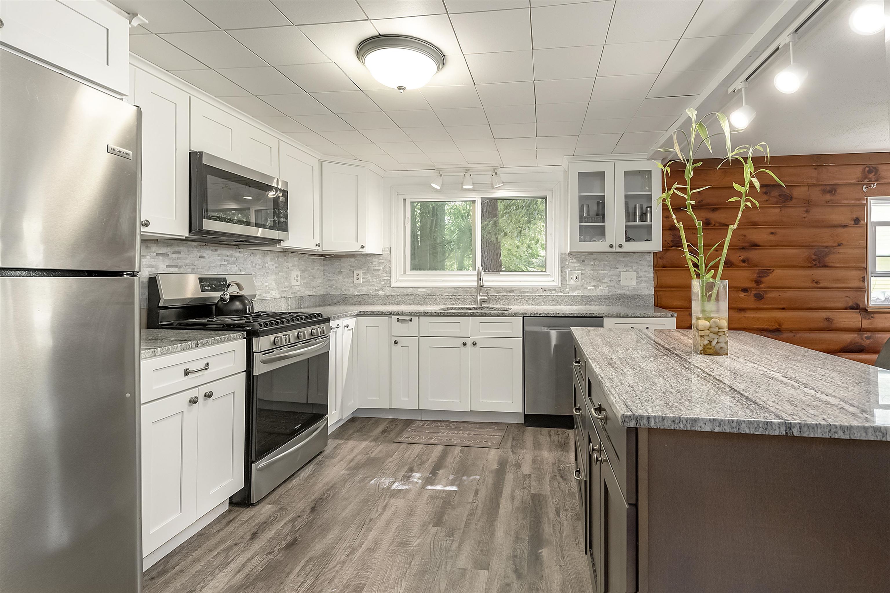5 Franz Road Salem, NH 03079 - Photo 4 of 40 Gallery Image 4