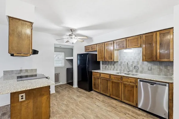$345,000 | 3004 Highgate Lane, Bedford, TX 76021